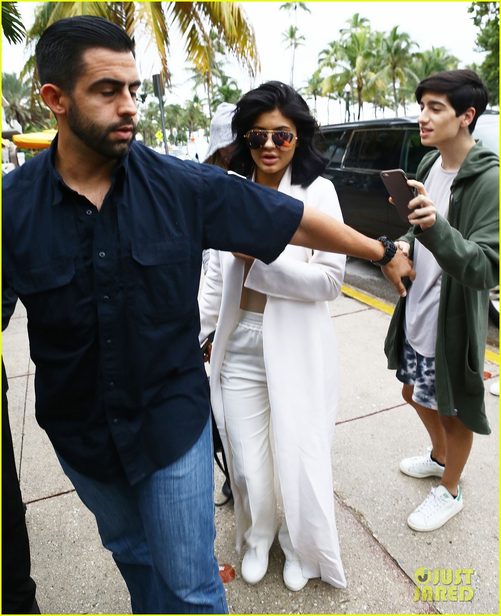 Full Sized Photo of kylie jenner art basel miami after party la 18