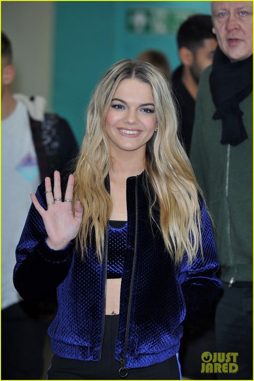 Louisa Johnson Steps Out After Winning The X Factor Uk Photo 906210