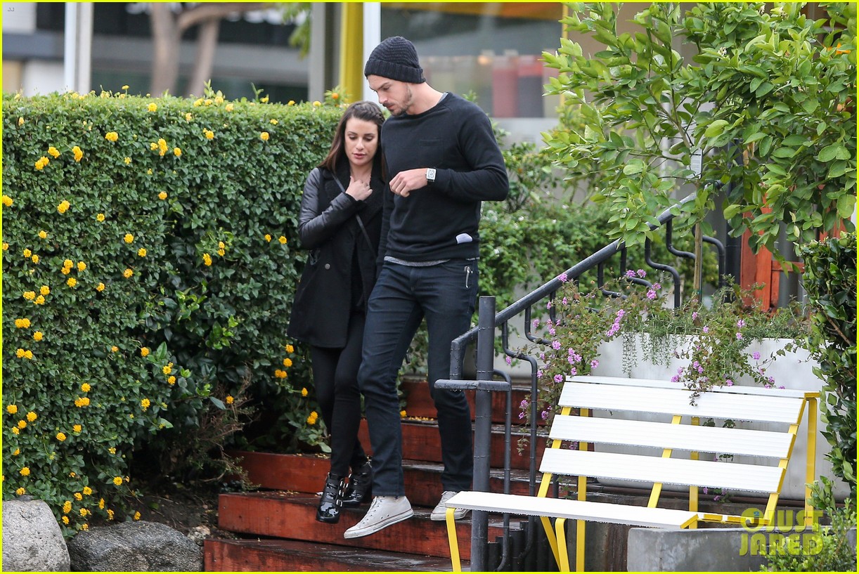 lea michele talks about christmas presents for matthew paetz 03