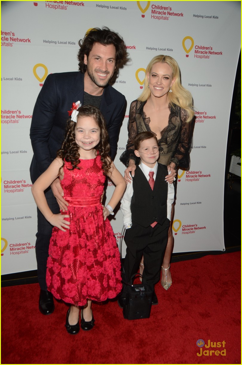 Full Sized Photo Of Peta Murgatroyd Maks Chmerkovskiy Cmn Winter Wonderland Ball 03 Maksim Chmerkovskiy Didn T Tell Anyone He Was Proposing To Peta Murgatroyd Just Jared Jr