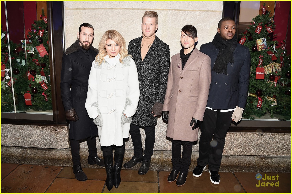 Pentatonix The The Rockefeller Christmas Special 2022 Pentatonix Bring 'Joy To The World' At The Rockefeller Center Tree Lighting  2015 - Watch Now!: Photo 900857 | 2015 Christmas, Andy Grammer, Pentatonix  Pictures | Just Jared Jr.