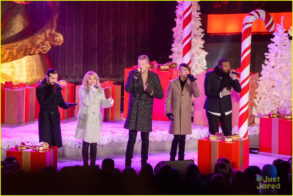 Full Sized Photo of pentatonix andy grammer rockefeller tree lighting