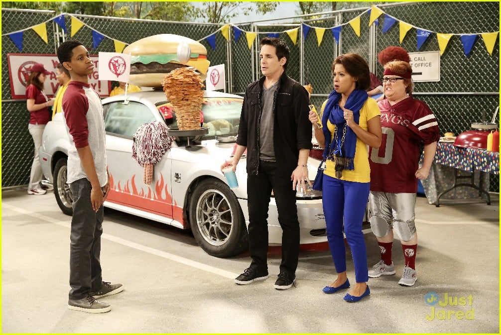 Full Sized Photo Of Lab Rats Tailgate Challenge Stills 02 Billy Unger Shows Off Team Spirit On 9611