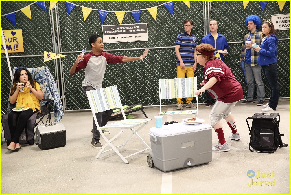 Full Sized Photo of lab rats tailgate challenge stills 11 Billy Unger Shows Off Team Spirit On