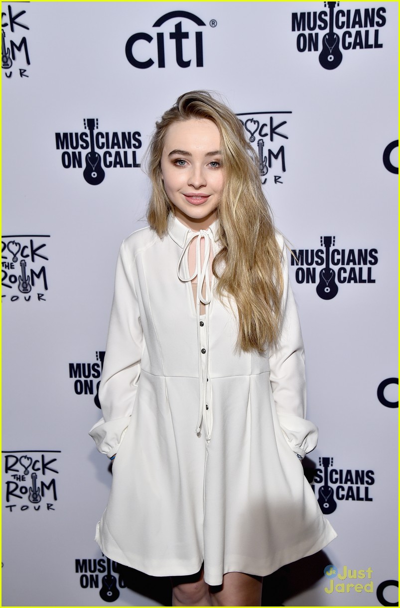 Sabrina Carpenter & Becky G Honor Rachel Platten At Musicians On Call ...