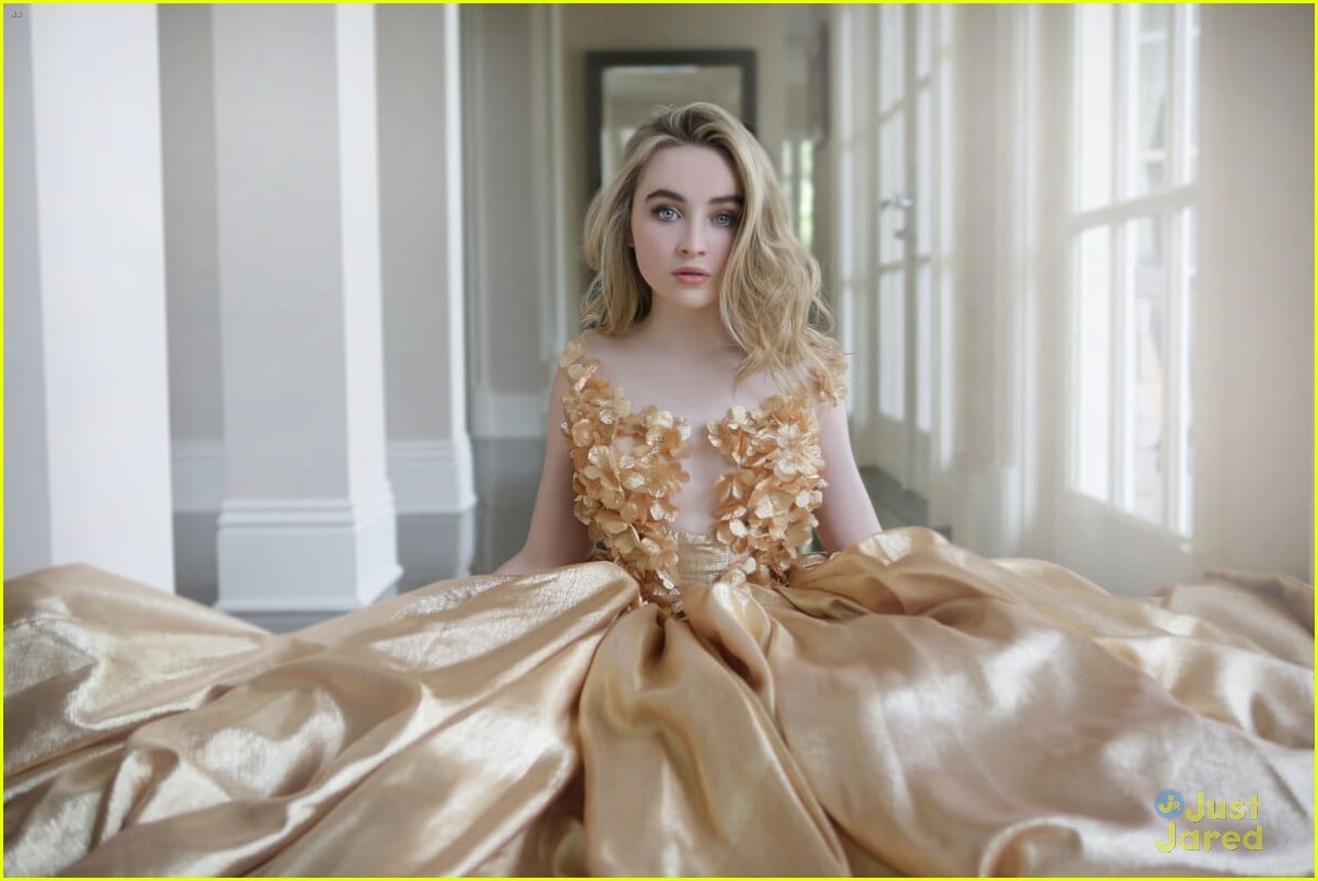 Full Sized Photo Of Sabrina Carpenter Cliche Mag Dec Jan Issue 04 Sabrina Carpenter On Playing