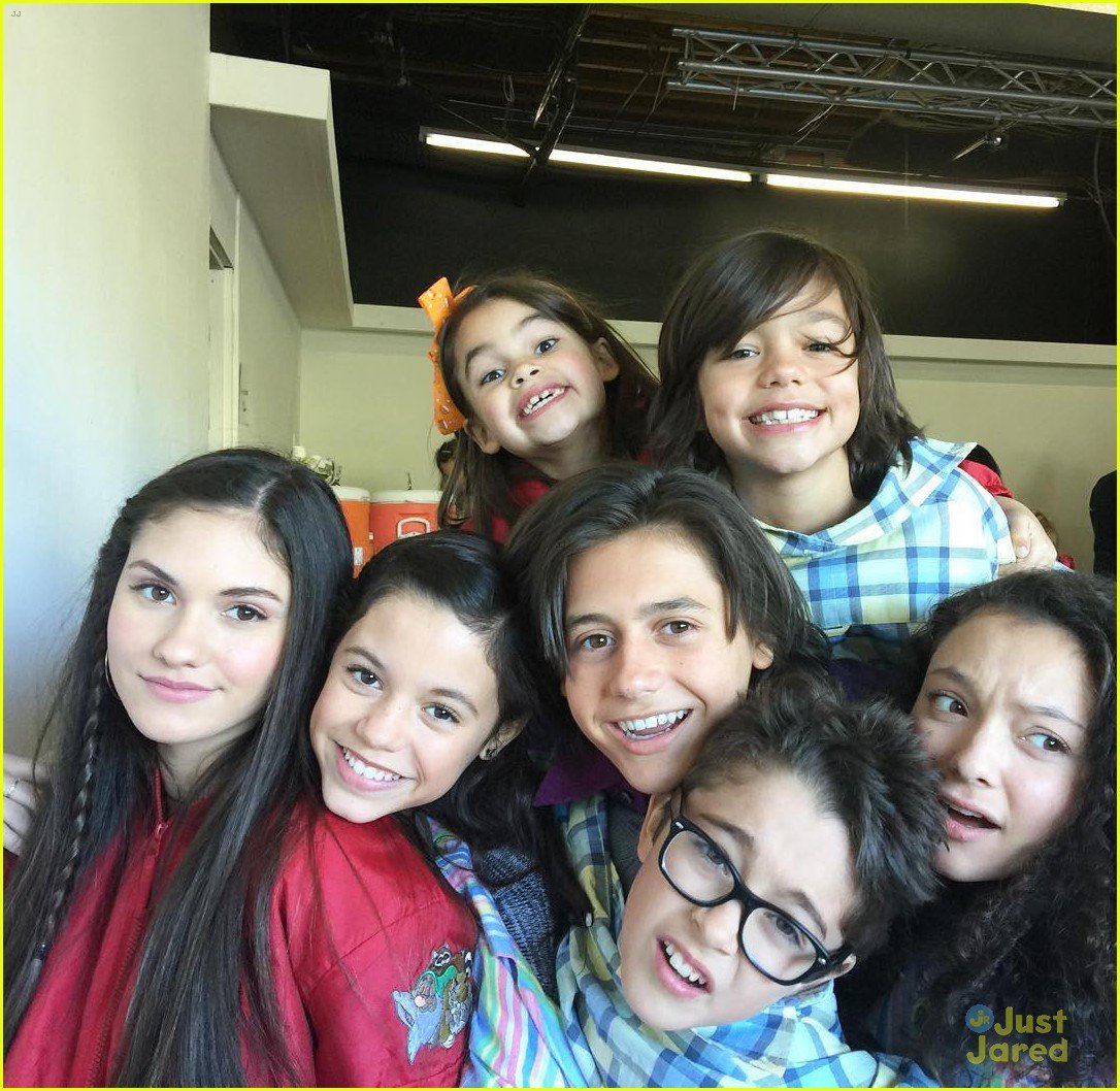 Jenna Ortega & 'Stuck In The Middle' Cast Share Cute Instagrams See