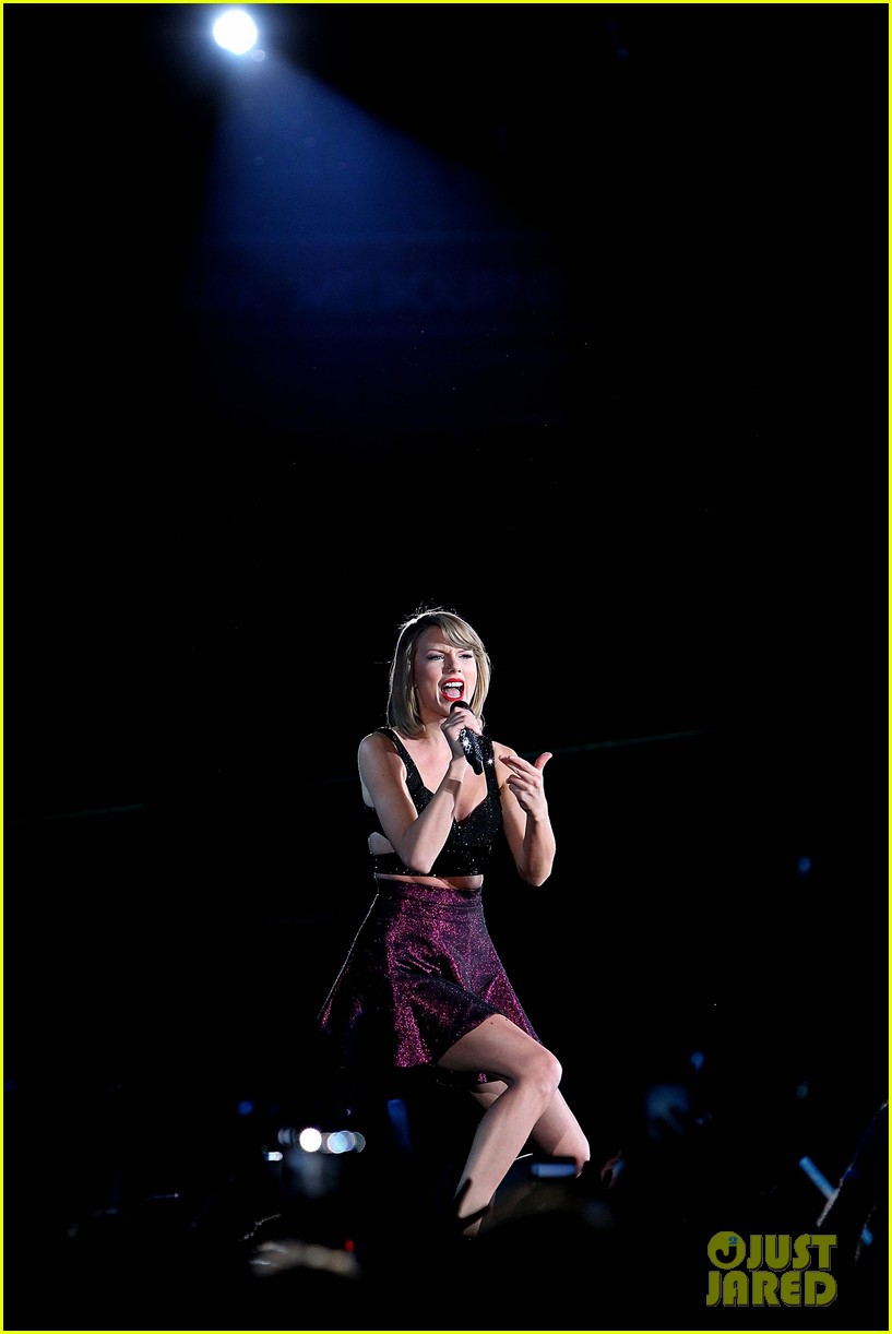 Taylor Swift Wraps '1989 World Tour' in Melbourne! | Photo 905288 ...