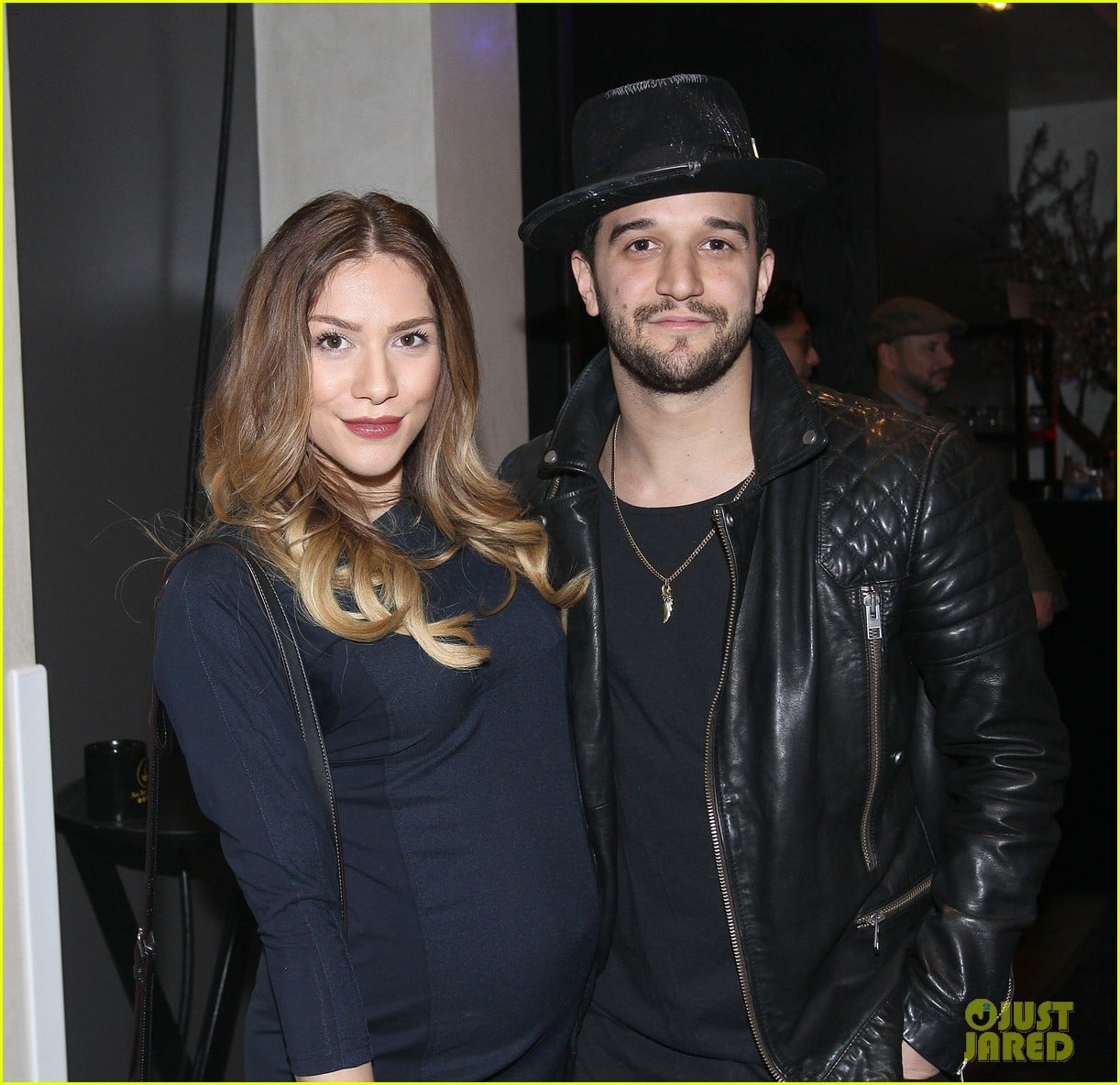 Full Sized Photo of allison holker baby bump mark ballas 2016 globes 04