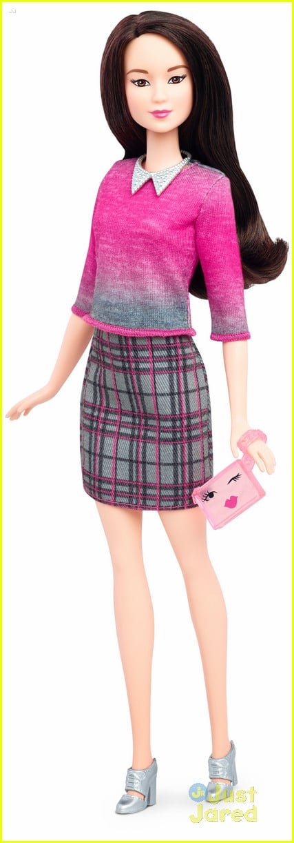 Barbie Fashionistas Doll Line Gets Makeover & Debuts New Body Types ...