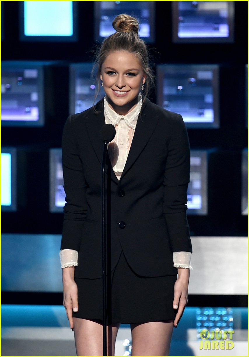 Full Sized Photo of melissa benoist kat graham 2016 peoples choice