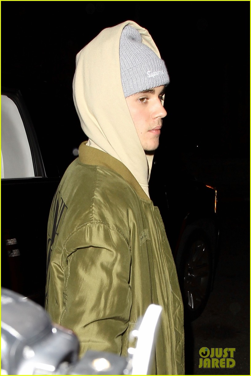 Full Sized Photo of justin bieber nice guy kourtney kardashian 24