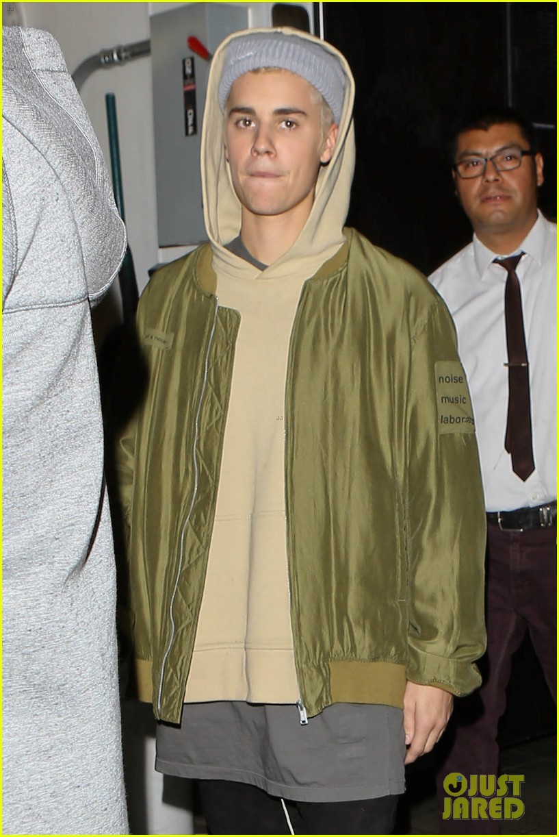 Justin Bieber is an 'Undercover Maniac' in WeHo | Photo 920994 - Photo