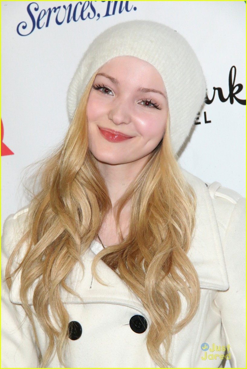 Dove Cameron Turns 20 Today - Let's Celebrate With 20 Gorgeous ...