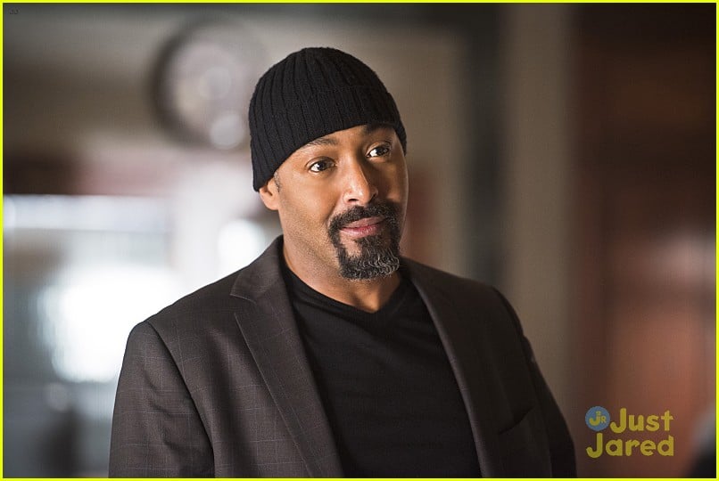 The Reverse Flash is Back on Tonight's 'The Flash' | Photo 919756 ...