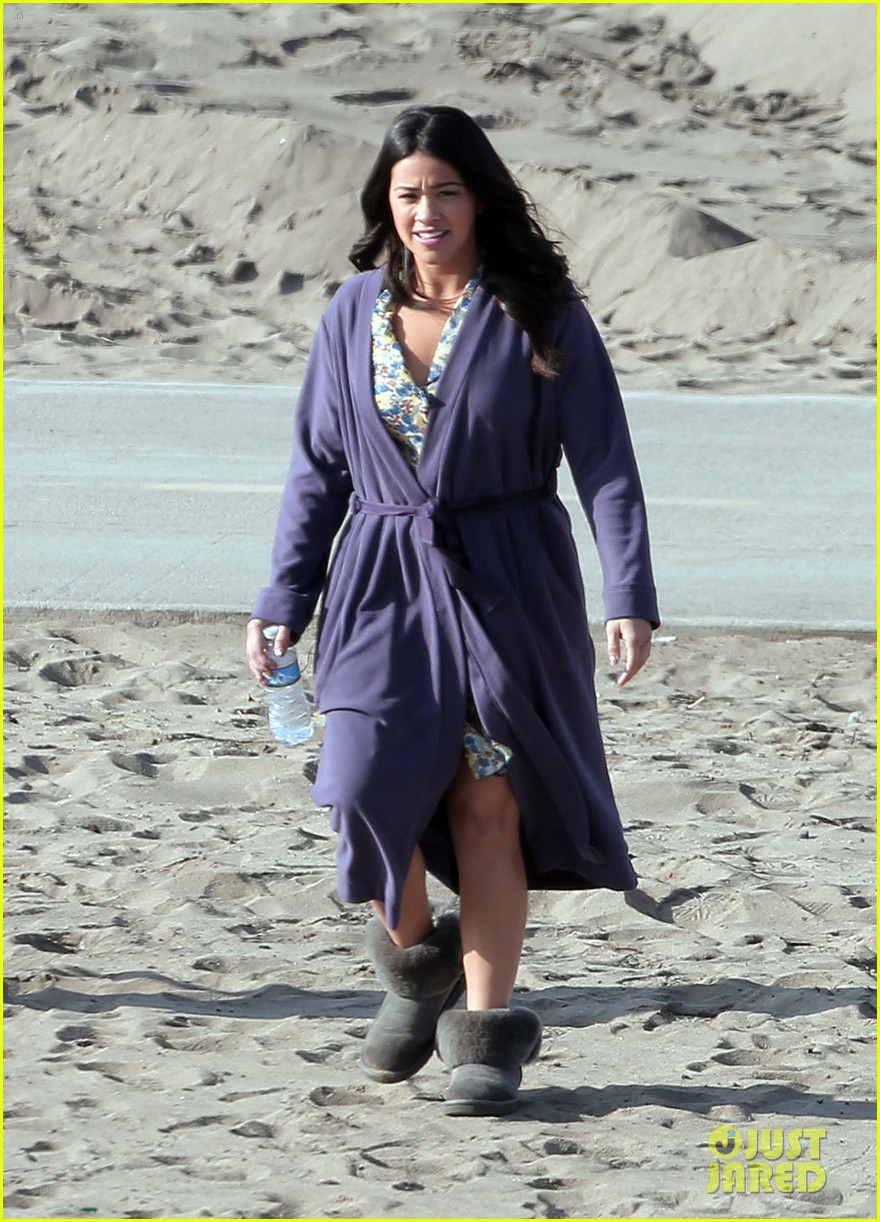 Gina Rodriguez Joins Natalie Portman In 'Annihilation' Photo 915623