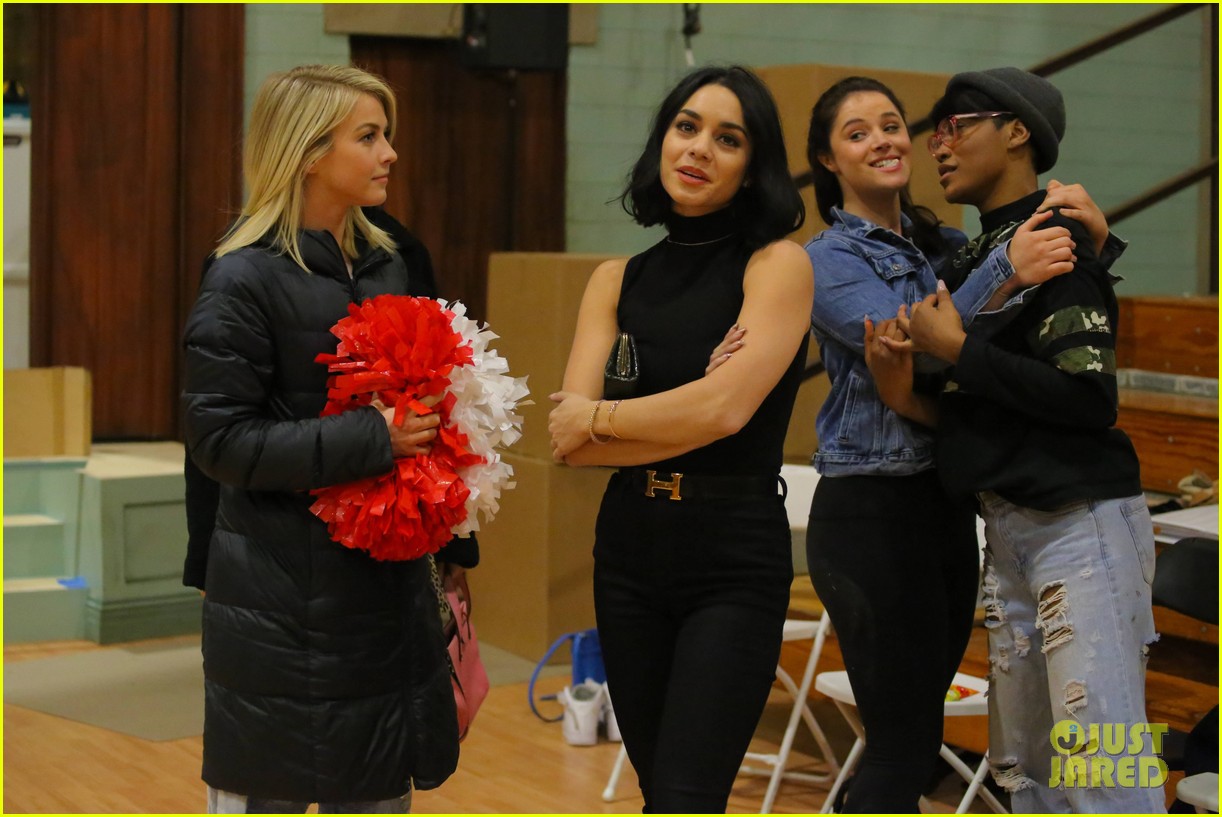 Vanessa Hudgens & Carlos PenaVega Record 'Grease Is The Word' With