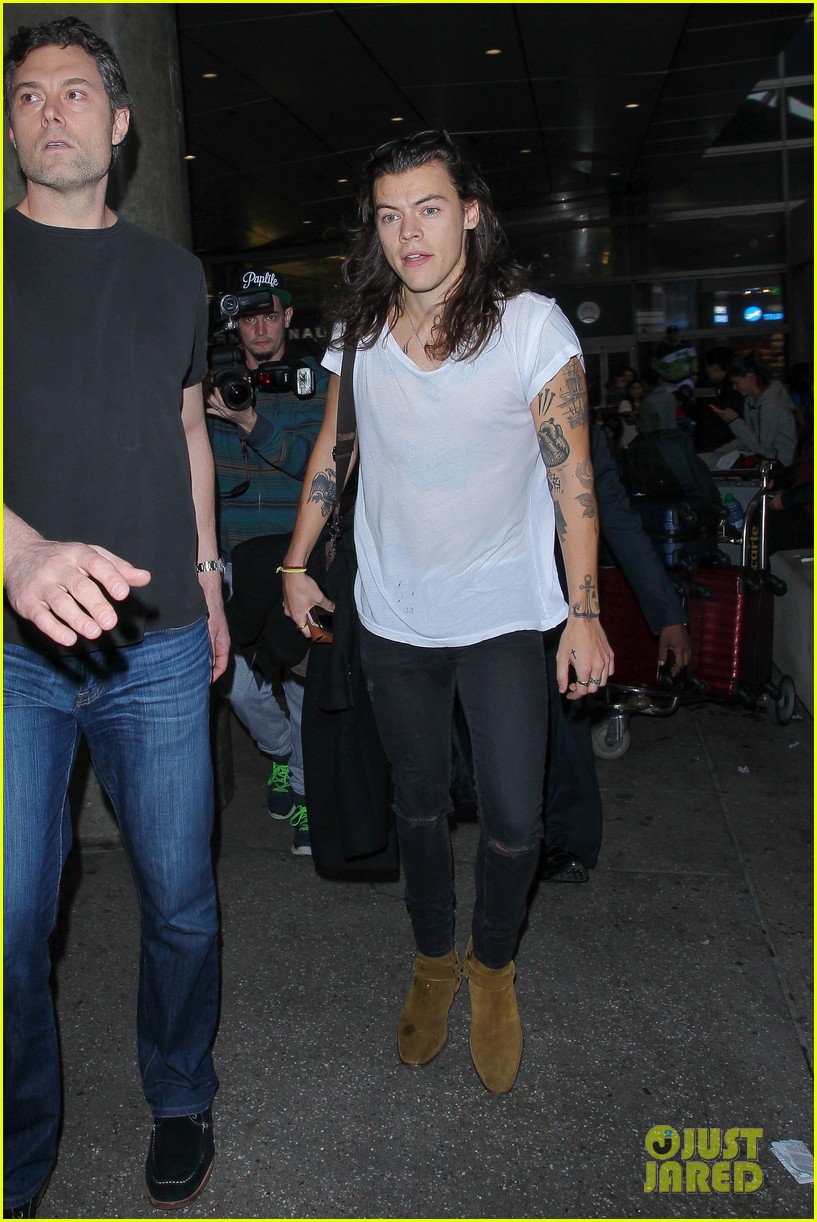 Full Sized Photo of harry styles lax arrival early bday nick grimshaw