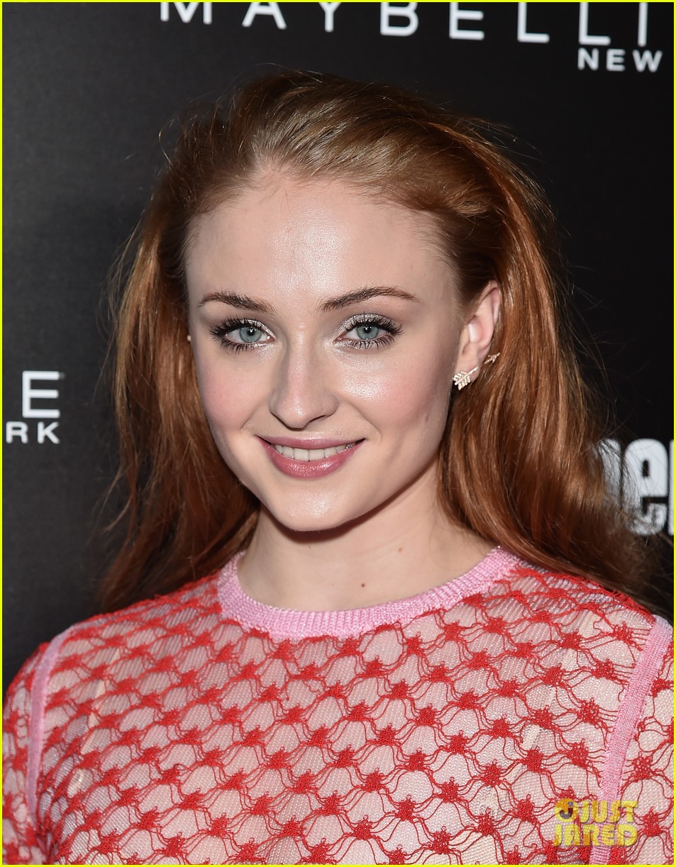 Raini Rodriguez Celebrates SAG Awards With Brother Rico at EW's Party