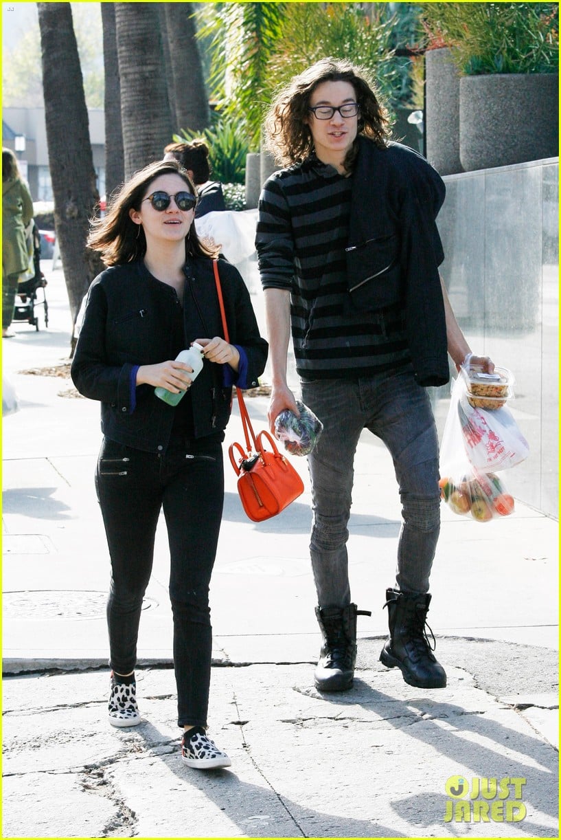 Full Sized Photo of isabelle fuhrmann boyfriend grocery shopping 13 ...