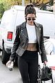 kendall jenner bares her abs after vacation with harry styles 28
