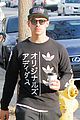 joe jonas hangs out with friends at sweet butter 02