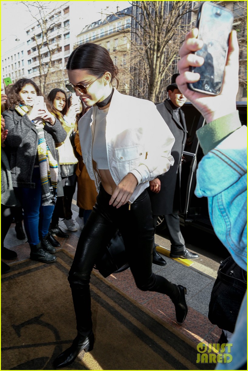 Kendall Jenner & Gigi Hadid Stut Their Stuff in Karl Lagerfeld's