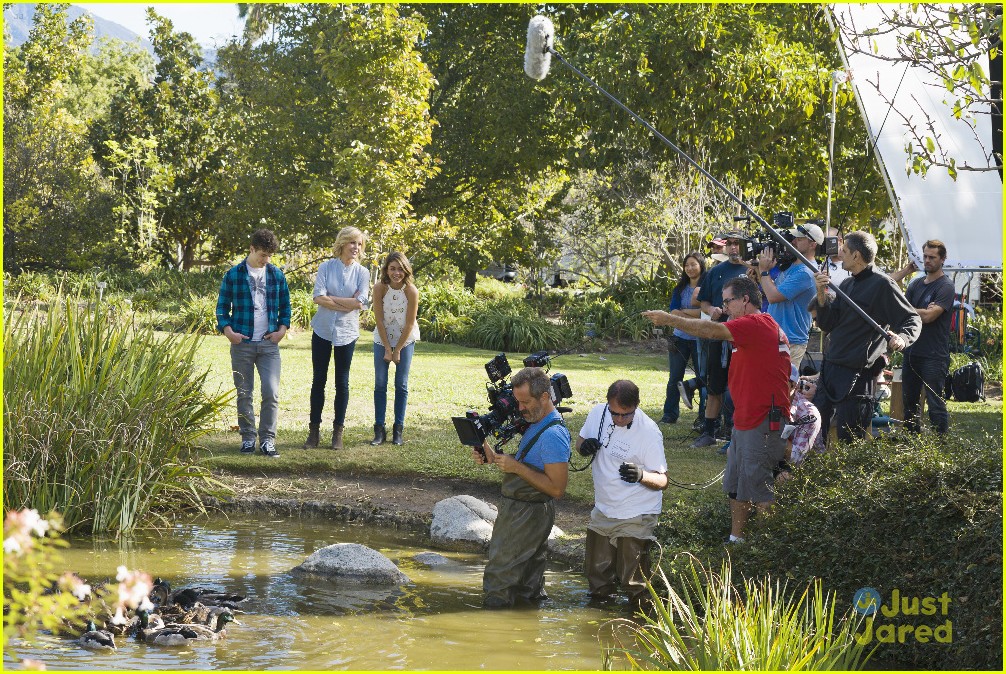 Full Sized Photo of modern family park spread wings stills 12 Luke
