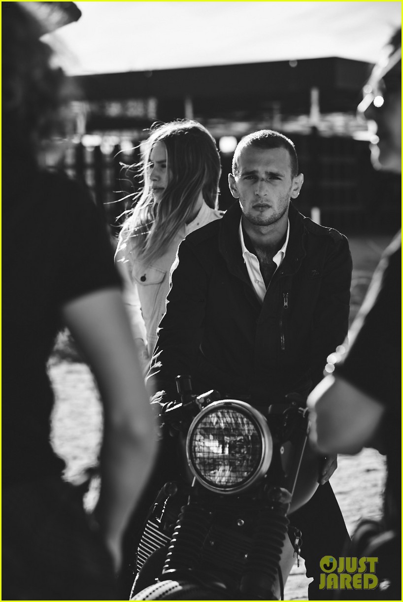 Dylan Penn Stars in 'Fay' Campaign with Brother Hopper! Photo 921694