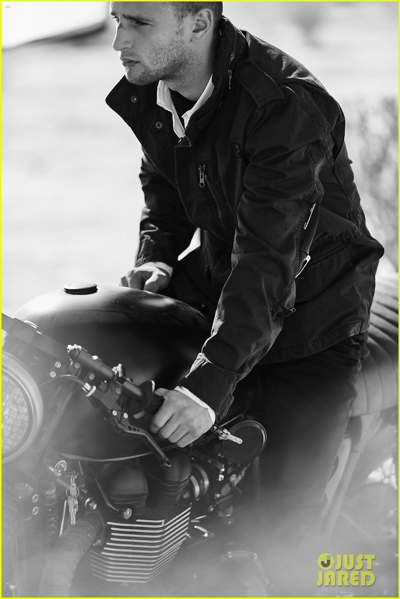 Dylan Penn Stars in 'Fay' Campaign with Brother Hopper! Photo 921701