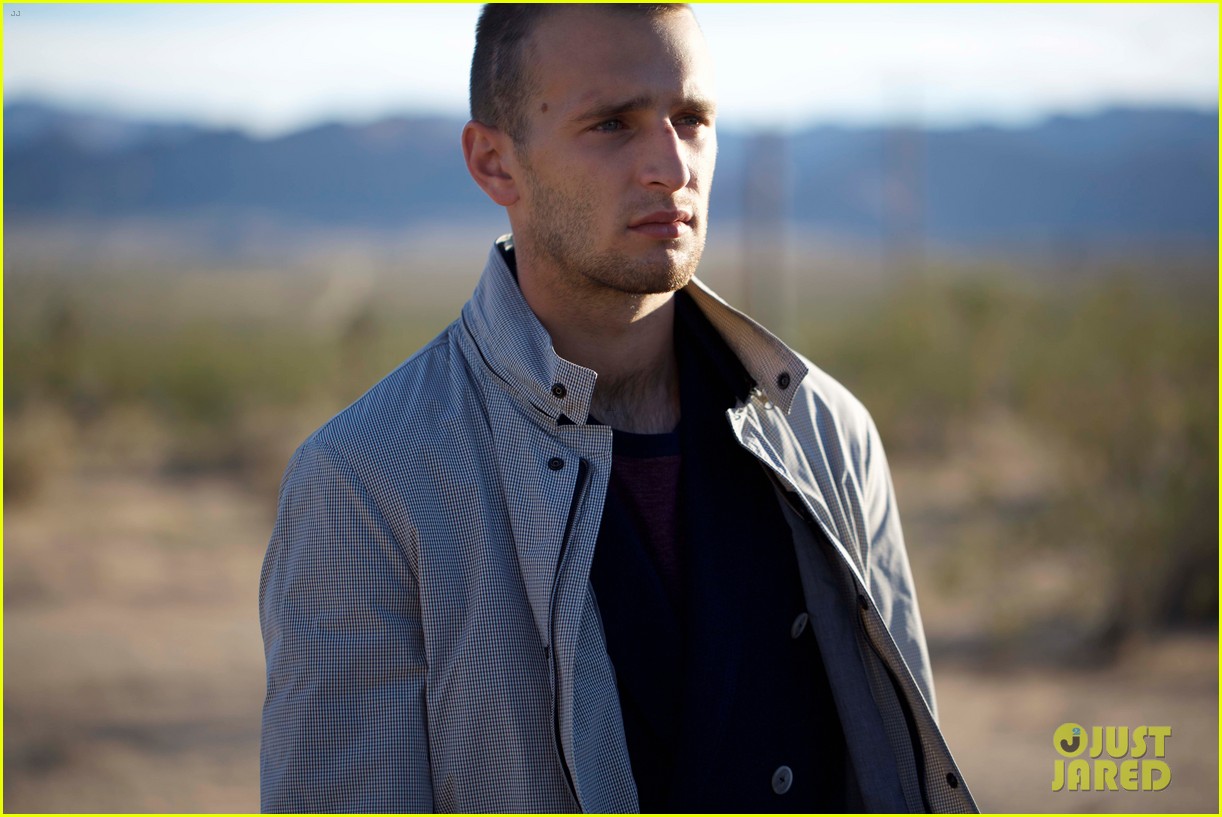 Dylan Penn Stars in 'Fay' Campaign with Brother Hopper! Photo 921710