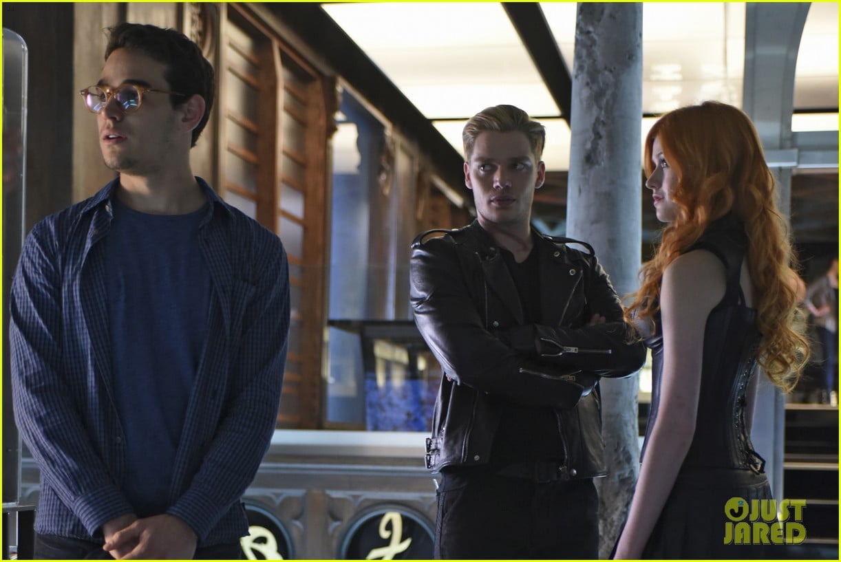 Full Sized Photo of shadowhunters descent hail easy photos 21 | Clary ...