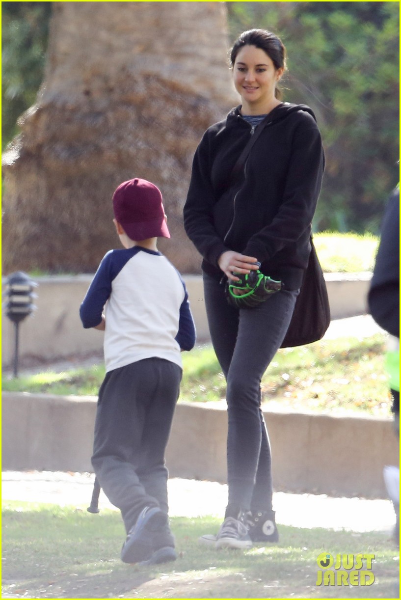 Shailene Woodley Plays Catch With OnScreen Son for 'Big Little Lies