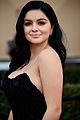 ariel winter no apology not covering scars sag awards 01