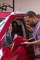 blackish twindependence zoey new car surprise stills 09