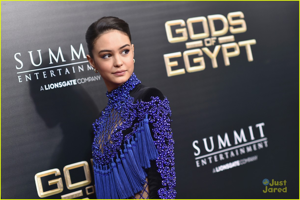 Courtney Eaton Stuns At Gods Of Egypt Premiere In Nyc Photo 933956 Photo Gallery Just