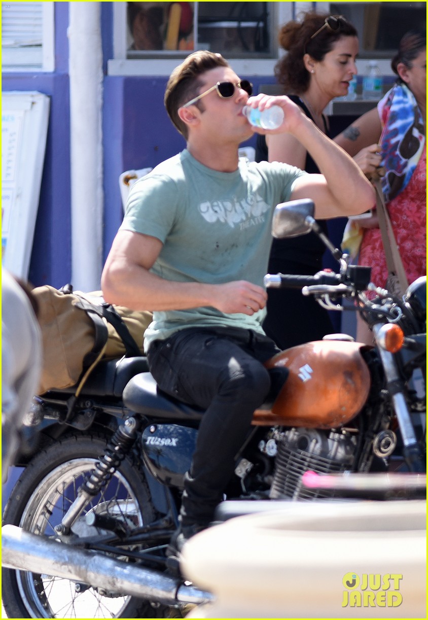 Full Sized Photo of zac efron films baywatch on motorcycle 17 | Zac ...