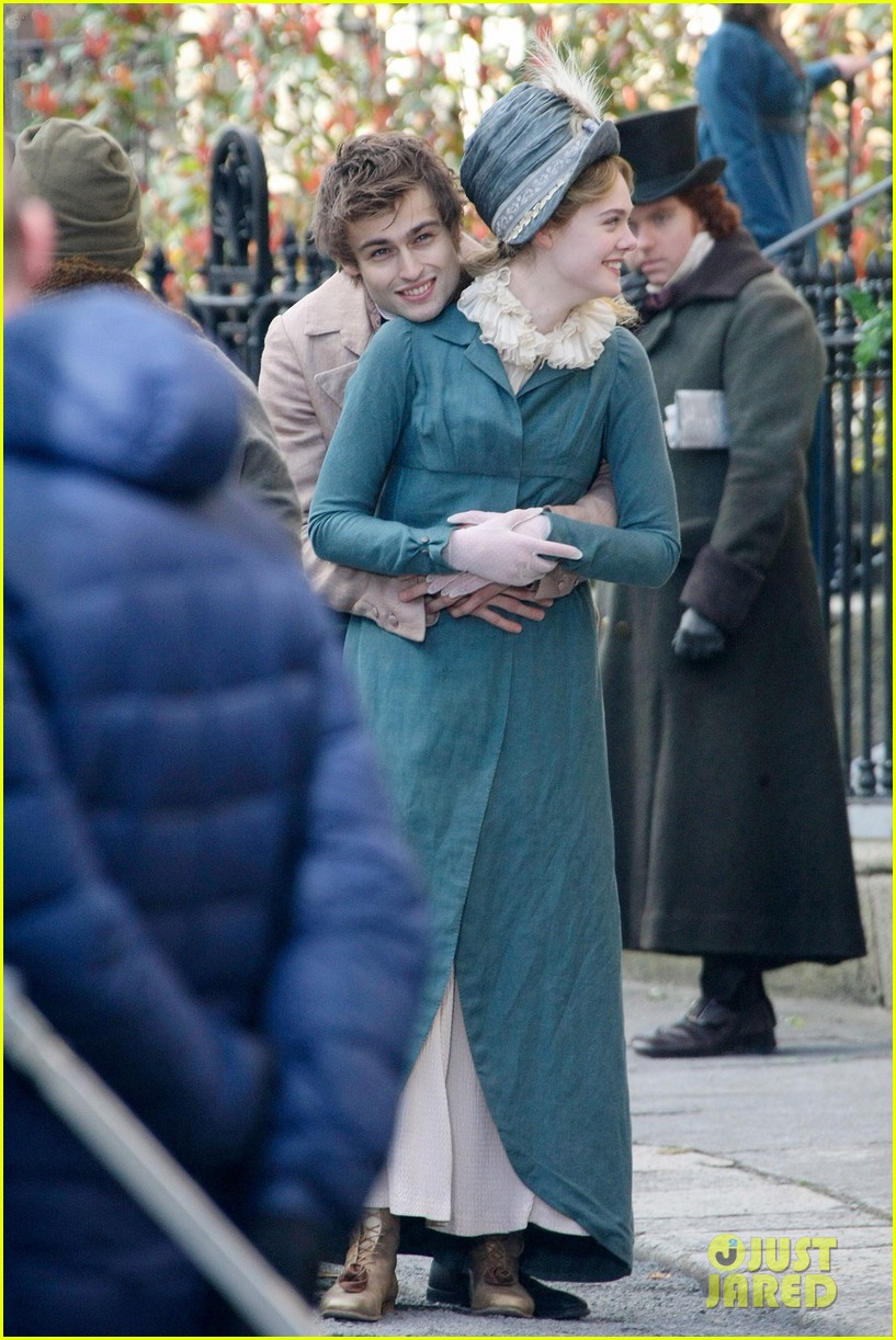 Full Sized Photo of elle fanning douglas booth storm stars filming 14