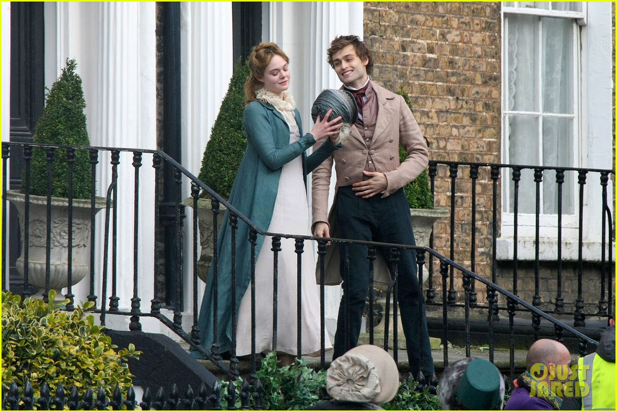 Full Sized Photo of elle fanning douglas booth storm stars filming 32