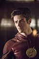 the flash escape earth two part two photos 02