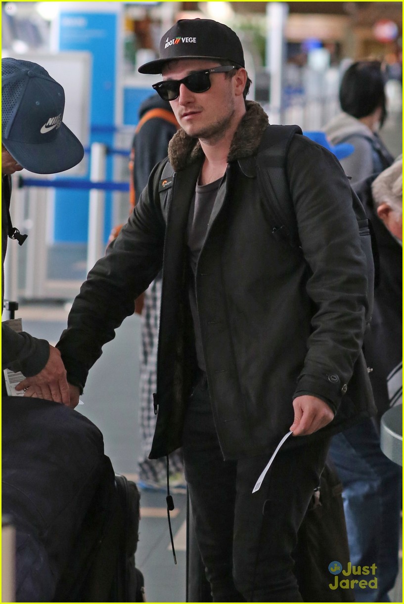 Josh Hutcherson Books Hulu Pilot 'Future Man' | Photo 933797 - Photo ...