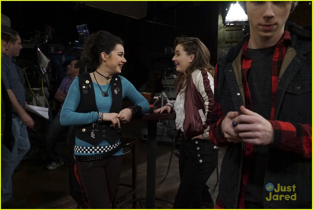 Sarah Gilman Is Back on 'Last Man Standing' Tonight with Kaitlyn Dever