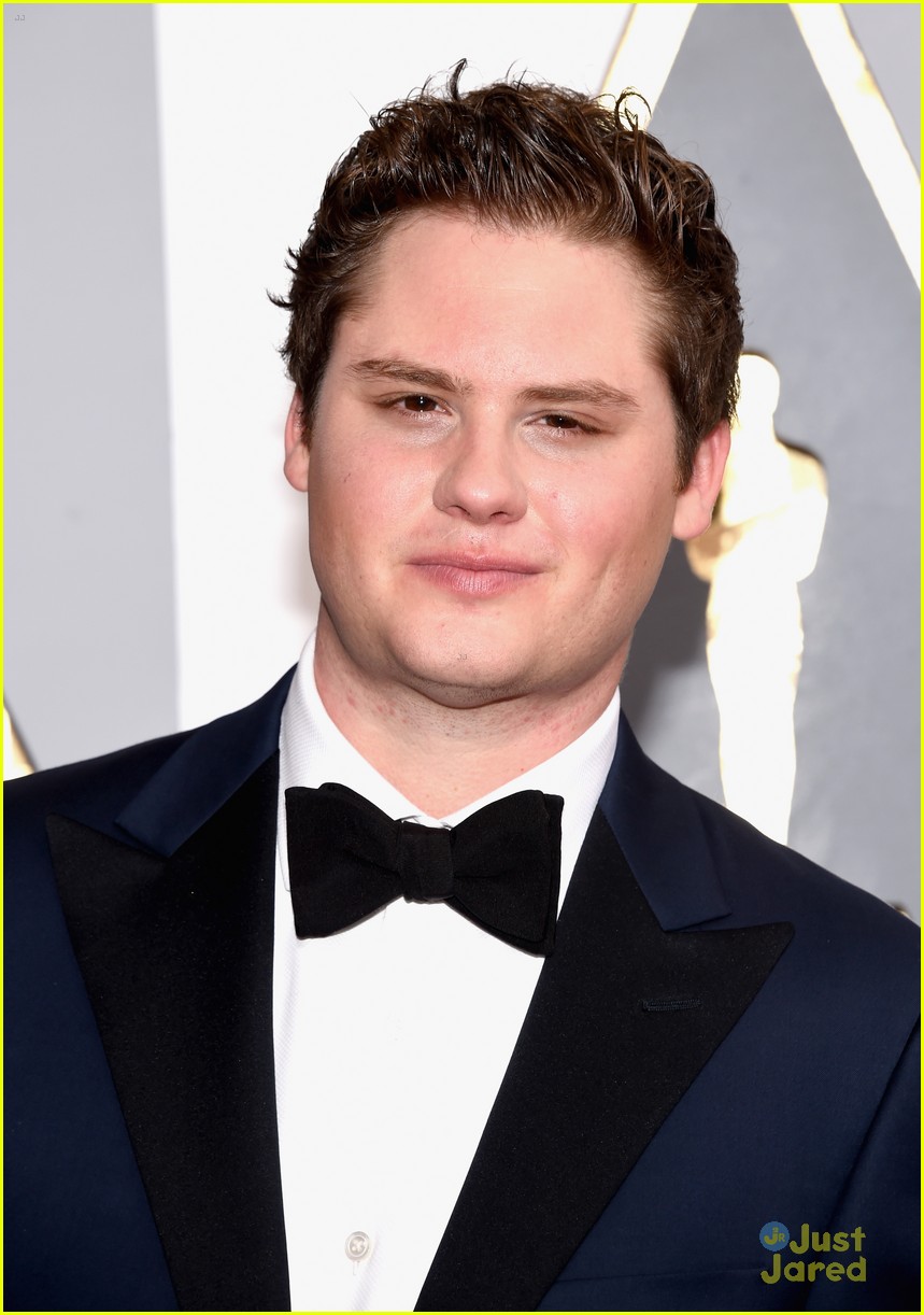 Matt Shively Suits Up For Oscars 2016: Photo #935524. 