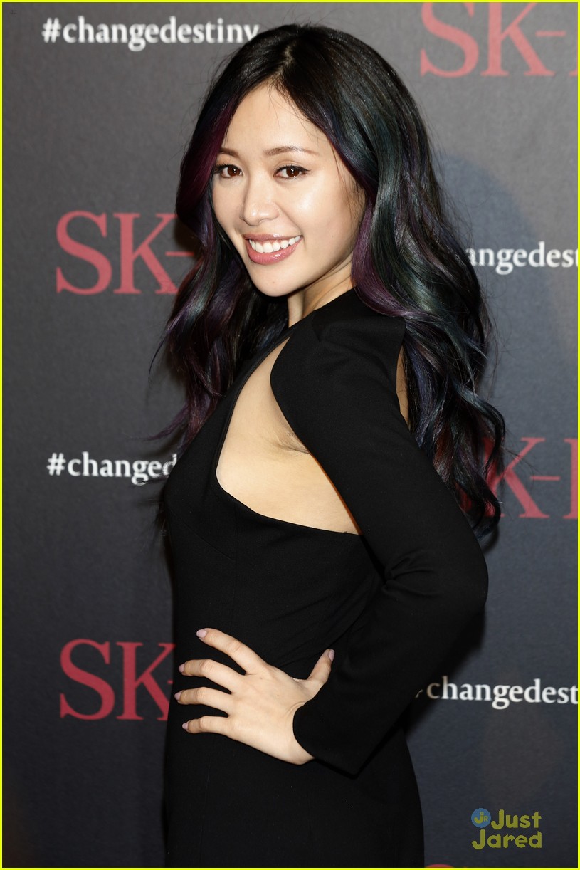 Michelle Phan Shows Off Dark Rainbow Hair at SK-II #ChangeDestiny Forum:  Photo 934990 | Michelle Phan, Social Stars Pictures | Just Jared Jr.