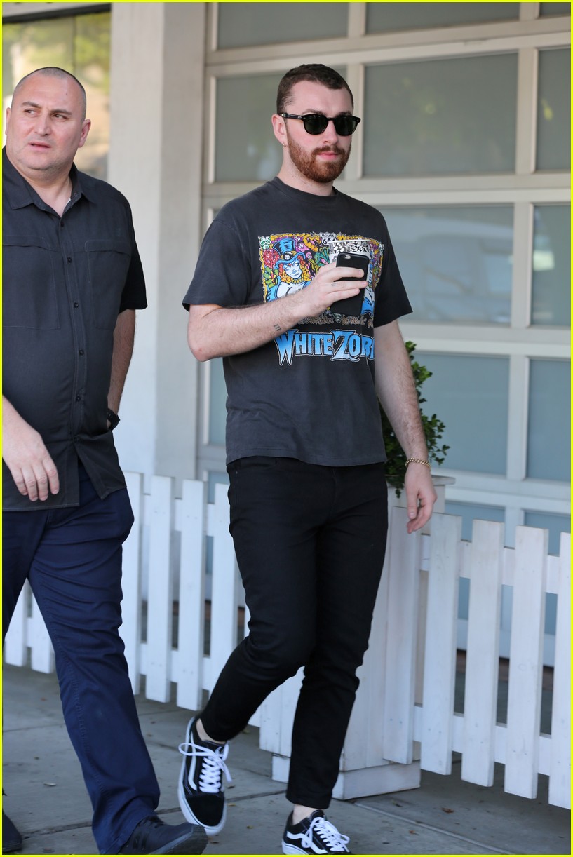 Sam Smith Says Visiting His Family is His Latest Project | Photo 932211 ...