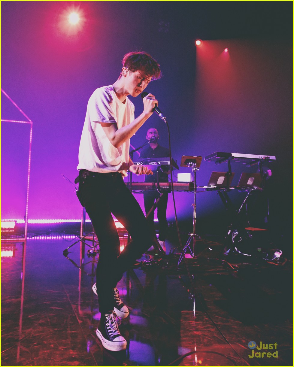 Troye Sivan Says 