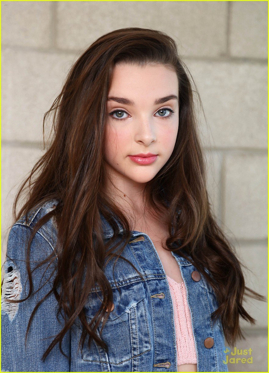 Dance Moms' Kendall Vertes Stuns In New Photo Shoot Pics! 