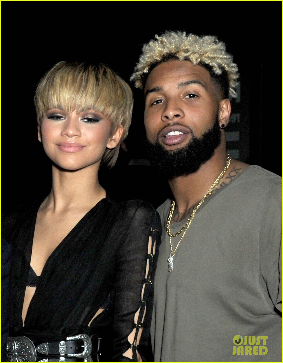 Zendaya Brings Nfl Player Odell Beckham Jr. To Grammys 2016 After 