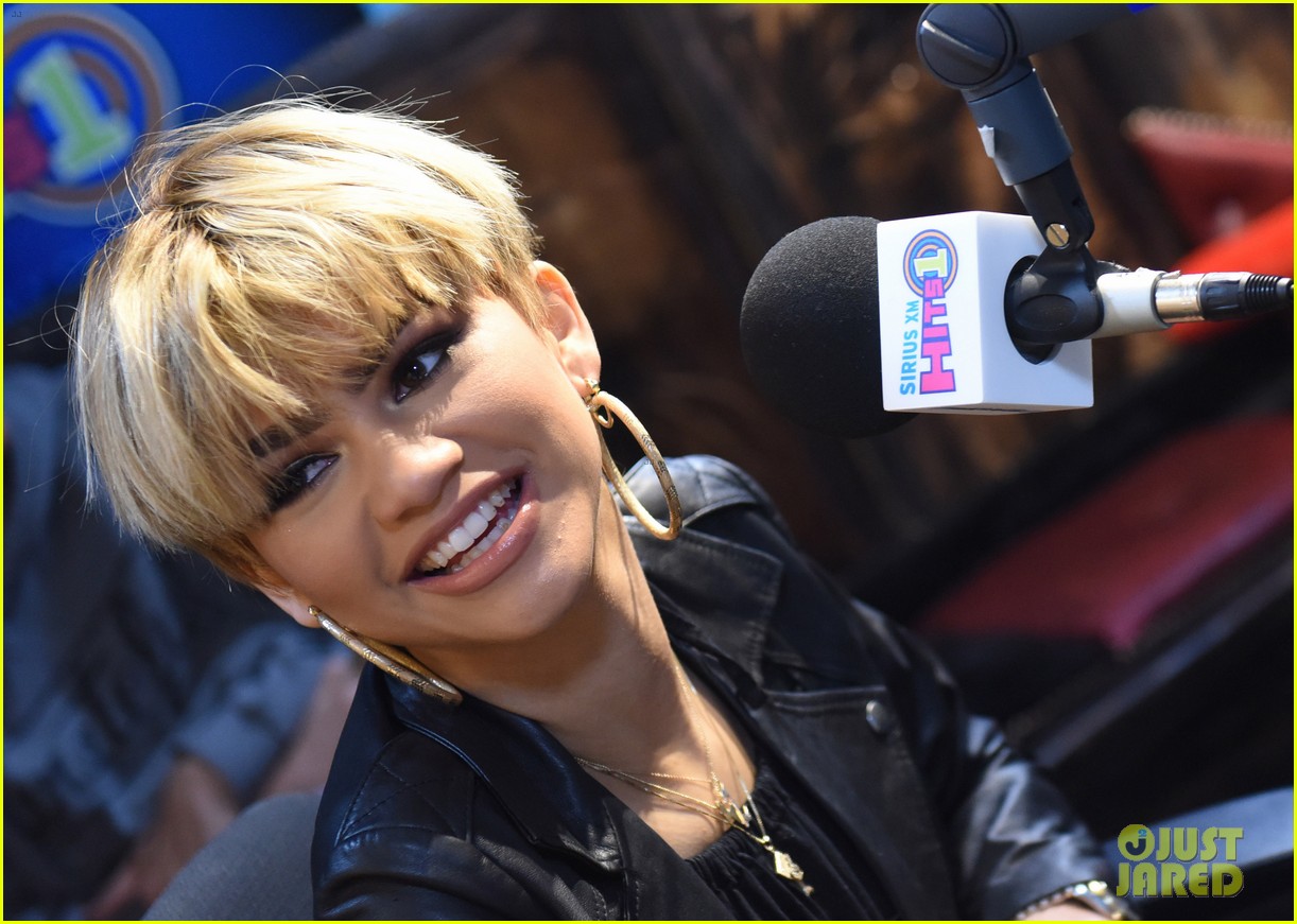Full Sized Photo of zendaya sirius xm interview chris brown 25