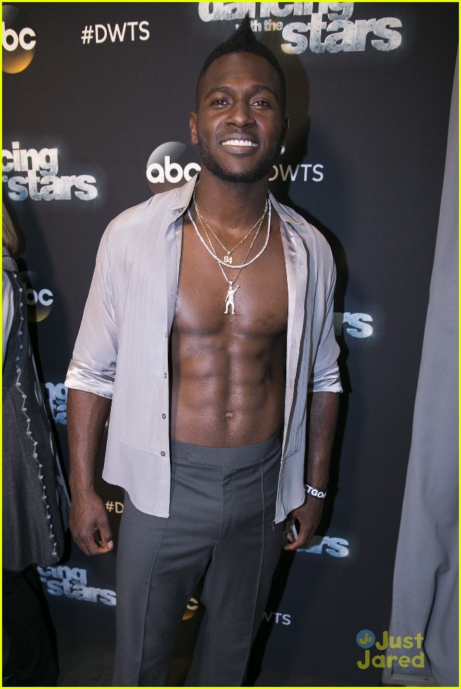Antonio Brown shows off his killer abs on the dance floor during his rumba ...